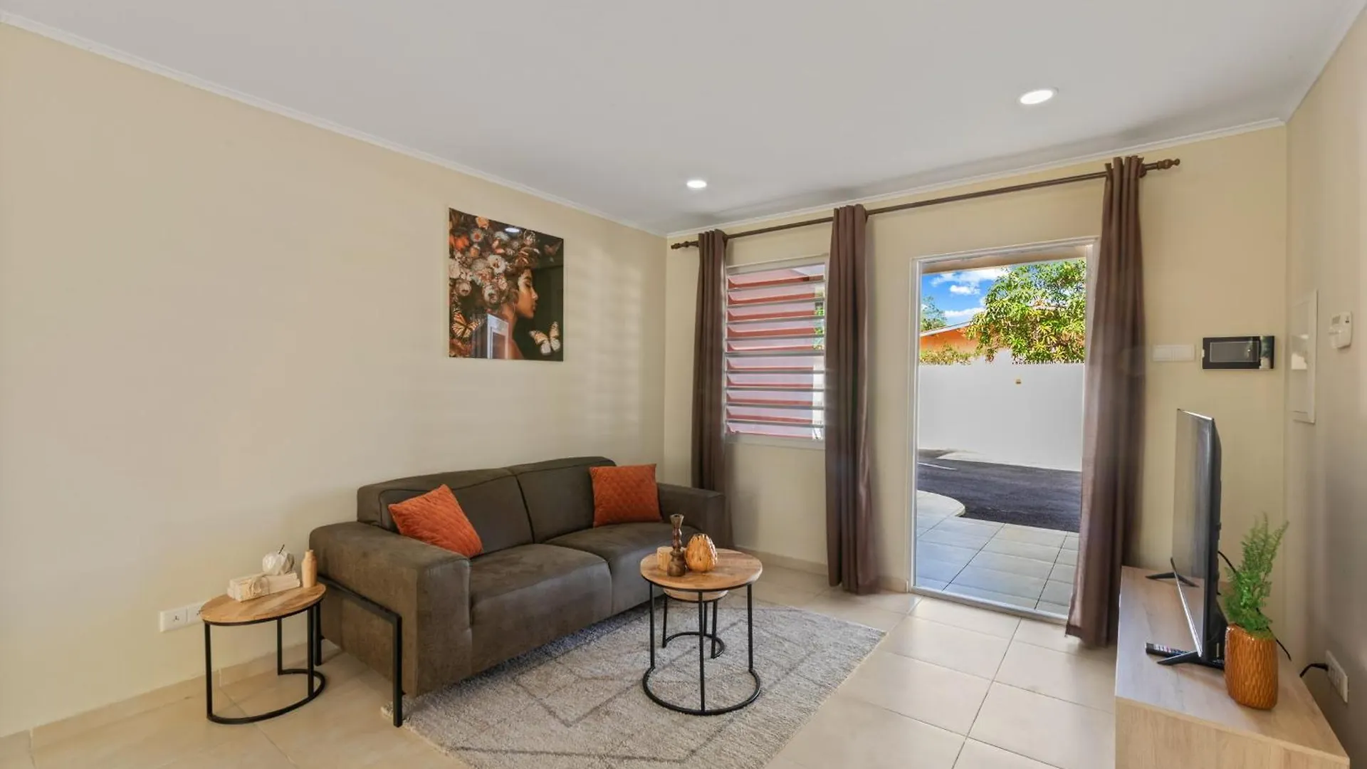 Modern Appartement Op Een Heerlijke Plek Willemstad Curacao